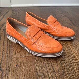 REGARDE LE CIEL Delma Slip On Loafer